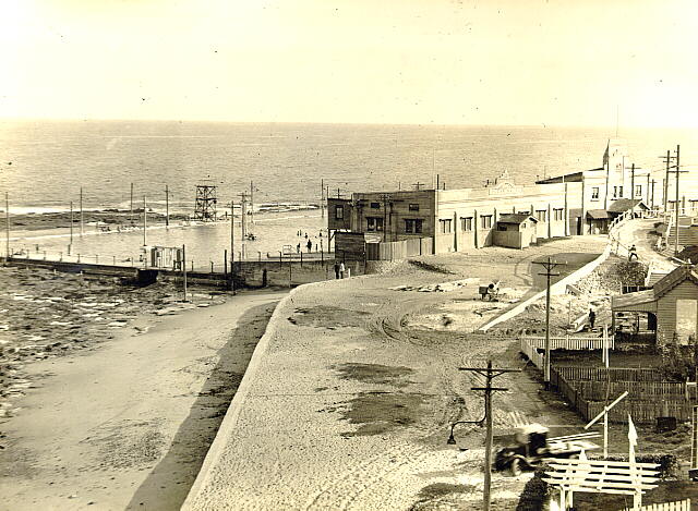 Newcastle Baths 1930s - Hunter Photo Bank